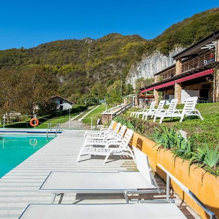 Cozy Chalet At Marone Lake Lombardy With Pool Екстер'єр фото
