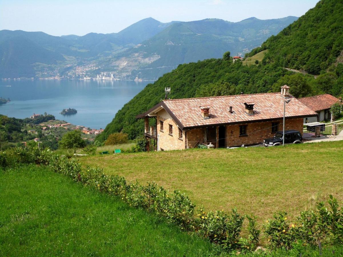 Cozy Chalet At Marone Lake Lombardy With Pool Екстер'єр фото