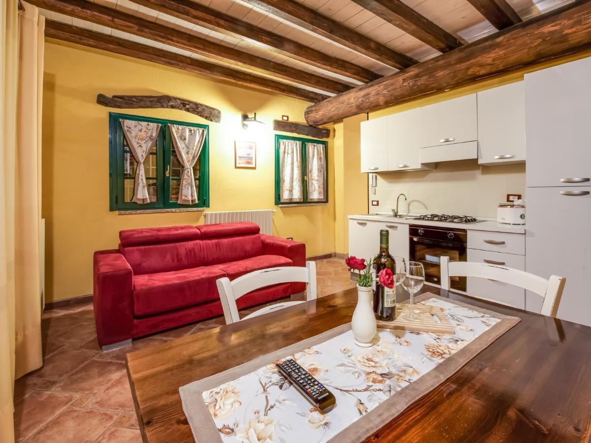 Cozy Chalet At Marone Lake Lombardy With Pool Екстер'єр фото