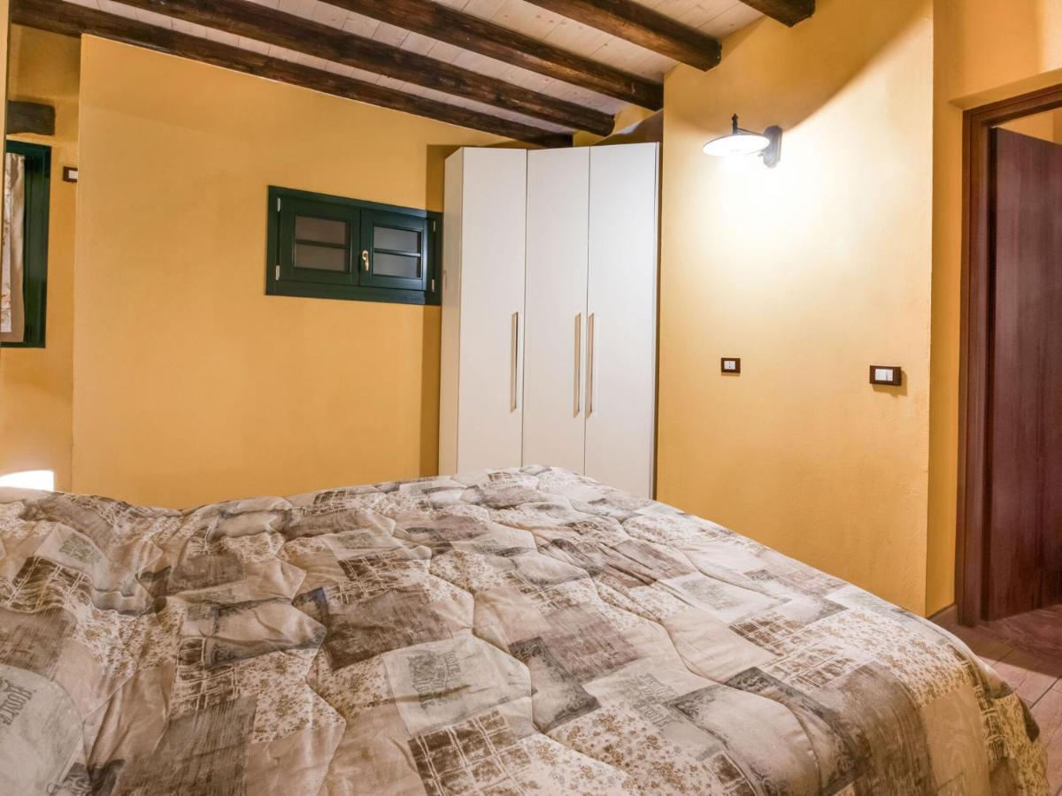 Cozy Chalet At Marone Lake Lombardy With Pool Екстер'єр фото