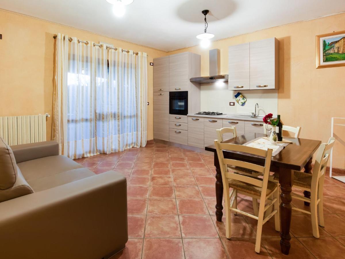 Cozy Chalet At Marone Lake Lombardy With Pool Екстер'єр фото