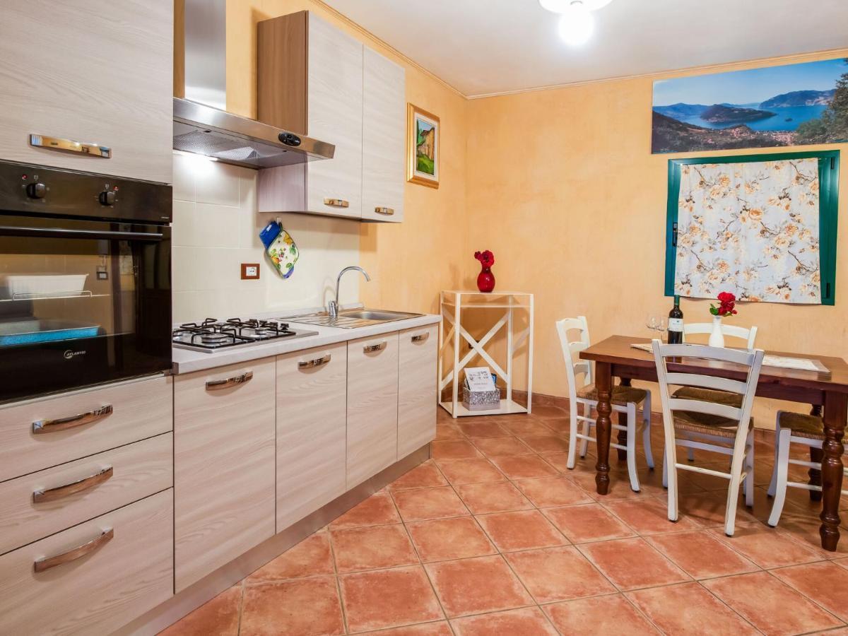 Cozy Chalet At Marone Lake Lombardy With Pool Екстер'єр фото